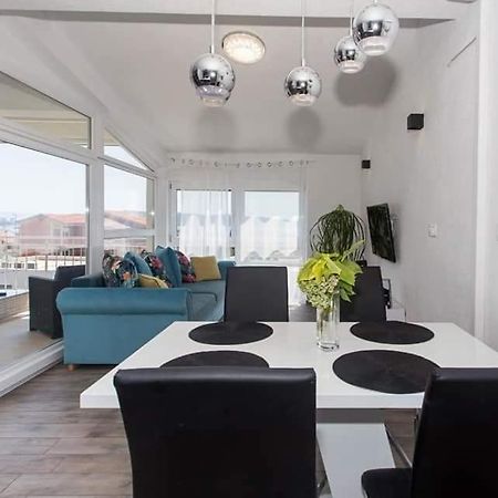 Apartman Luis Light Διαμέρισμα Kaštela Εξωτερικό φωτογραφία